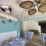 Hotel Larimar *