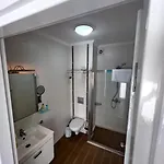 Hotel Larimar *