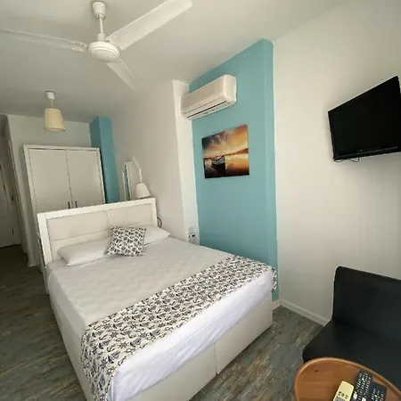 Larimar Çeşme
