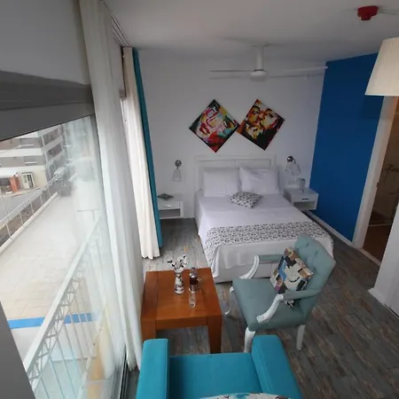 Larimar Çeşme