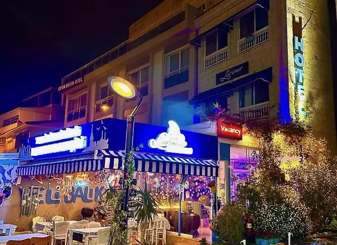 Otel Larimar Çeşme